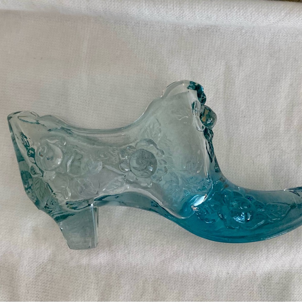 Fenton glass slipper